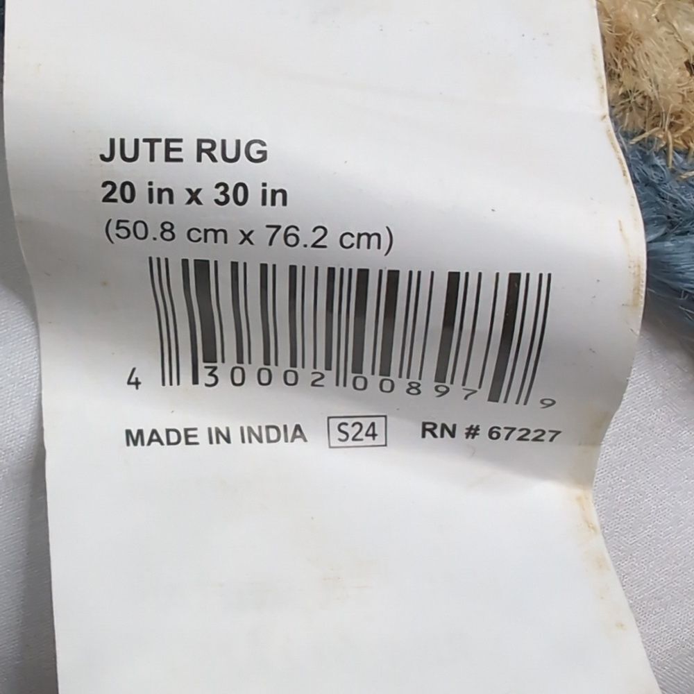 Jute Rug 20in by 30in Color Trimmed in Green or Purple, NEW - Picture 5 of 7